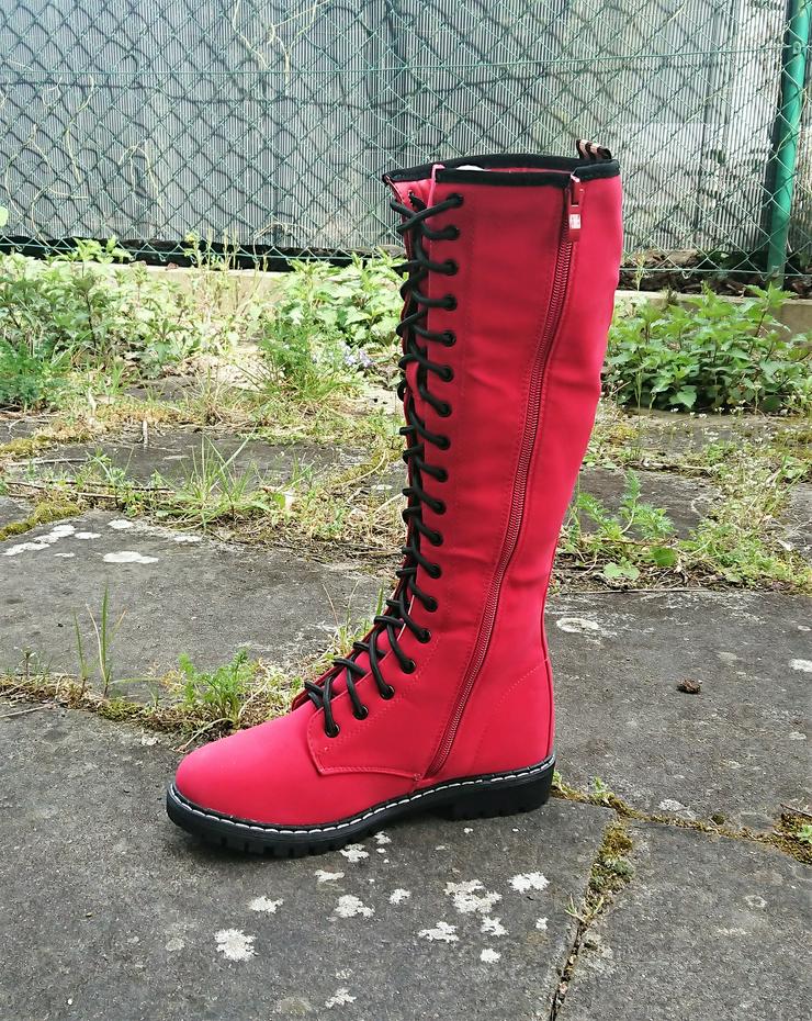 Bild 10: Gr. 37, sexy Schnür- Stiefel, rot, mit Reißverschluß ( von Seastar )