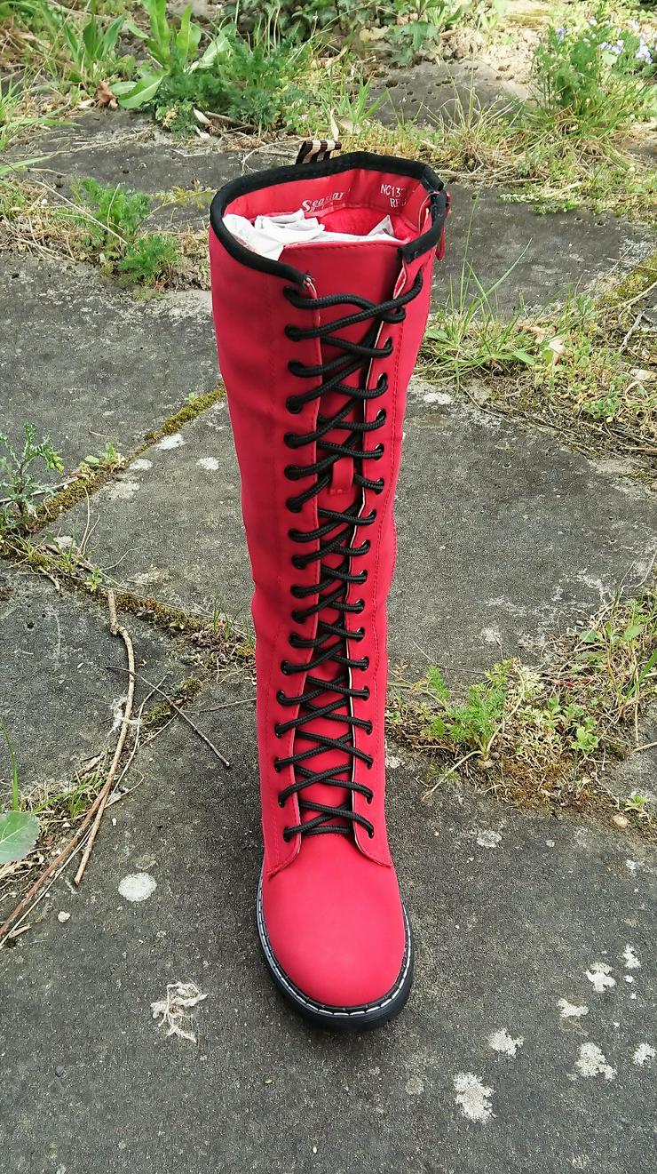 Bild 8: Gr. 37, sexy Schnür- Stiefel, rot, mit Reißverschluß ( von Seastar )