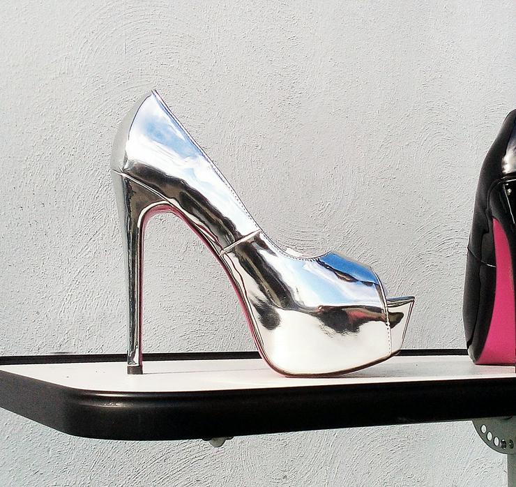 Bild 8: Gr. 41 - 44, sexy Plateau High Heels Peeptoe Pumps, LACK schwarz + silber ( Sohle pink )