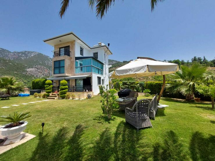 Bild 2: 1044-🏡 Exklusive Luxusvilla mit Meerblick in Mahmutlar, Alanya! 🌊