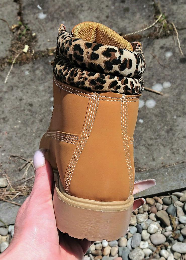 Bild 8: Gr. 39, Schnür- Stiefeletten / Boots in camel + LEO Design