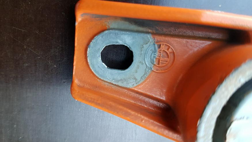 Bild 6: ❌ Halter Drehstabfeder Motorhaube BMW 1502 1602 2002 41611812927