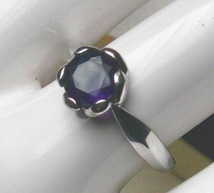 Bild 4: Ring, 925 mSilber mit eienm gefassten Amethysten