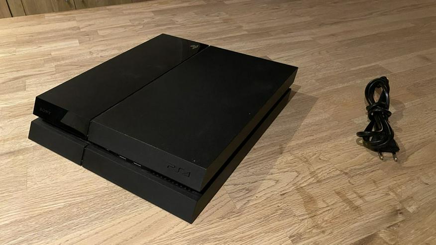 Playstation 4 (Laufwerk defekt)