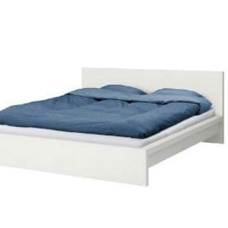 Bild 5: Ikea Malm Bett weiß 140 X 200 mit IKEA Lattenrost und Matratze