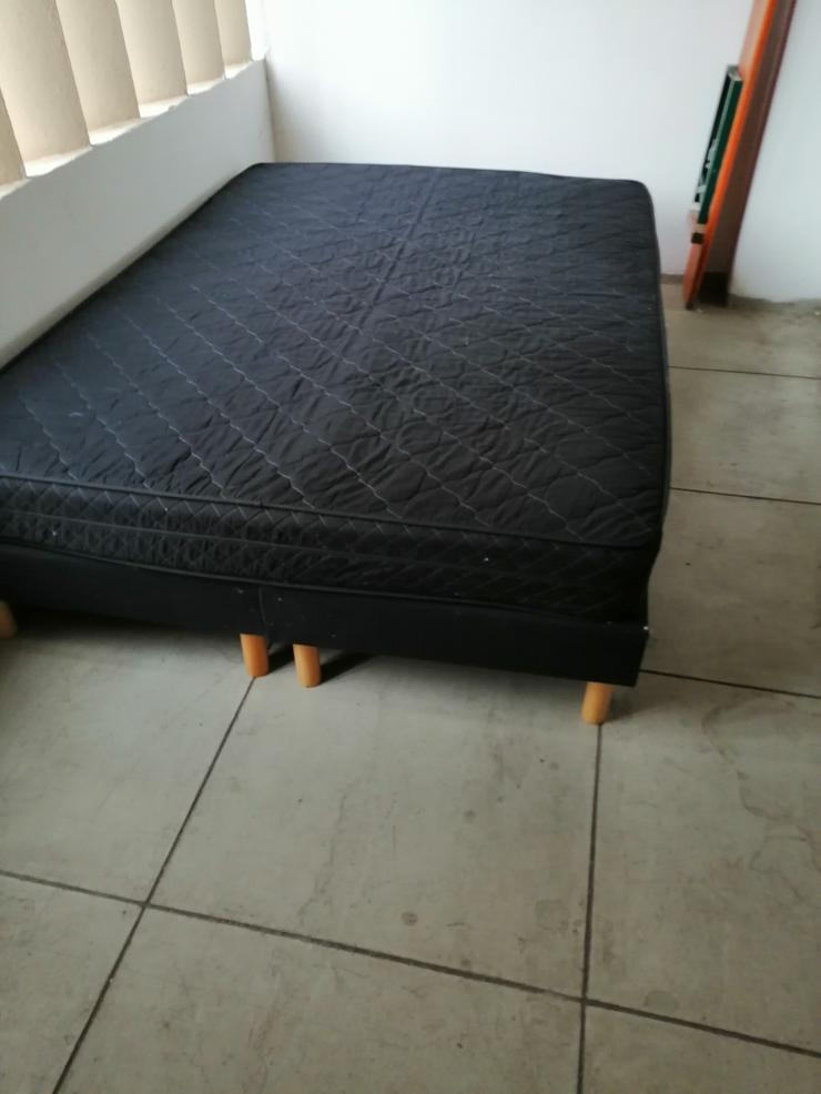 Boxspringbett 140 x 200 cm Dunkel Blau