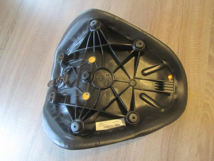 Bild 4: Harley-Davidson° Softail Street Bob Sitz Driver Seat -> NEU!