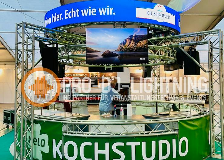 Curved LED-Videowände mieten - Party, Events & Messen - Bild 1