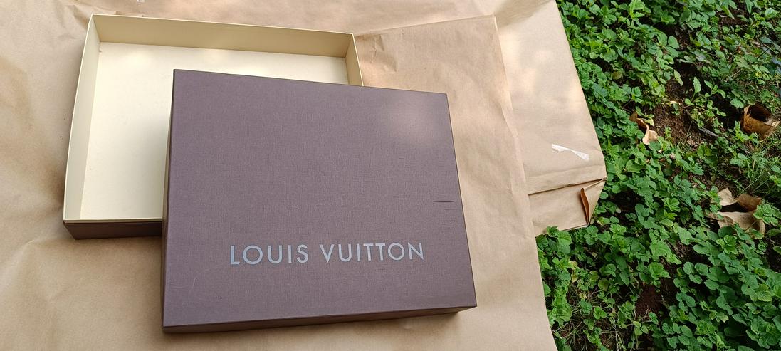 Bild 3: Louis Vuitton Kartons 