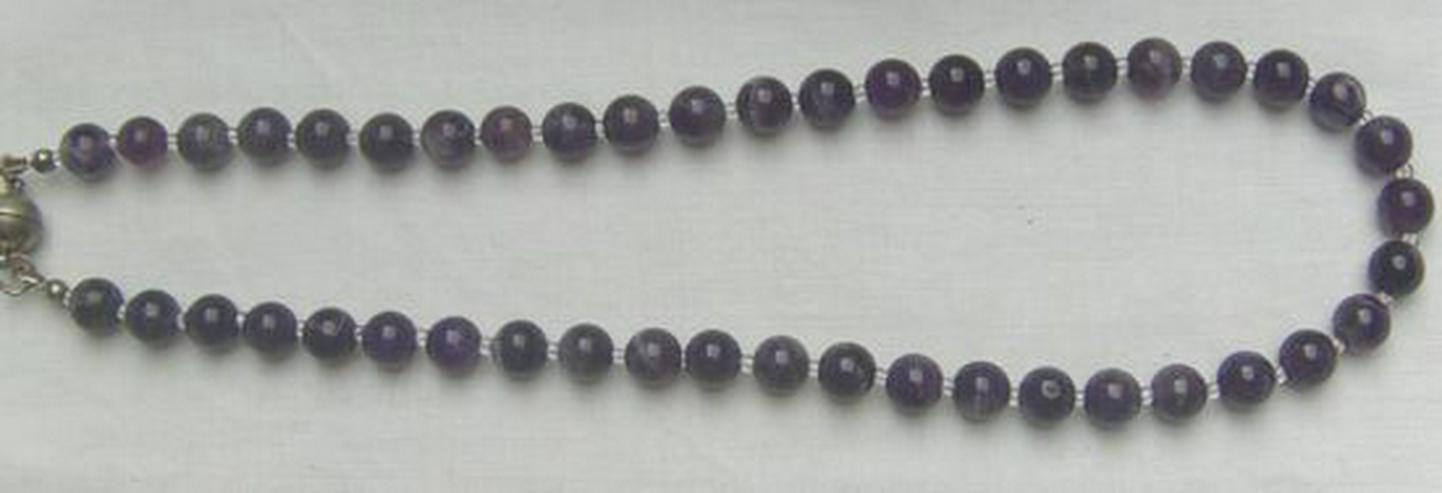 Bild 5: Amethystkette im sportlichen, eleganten Design