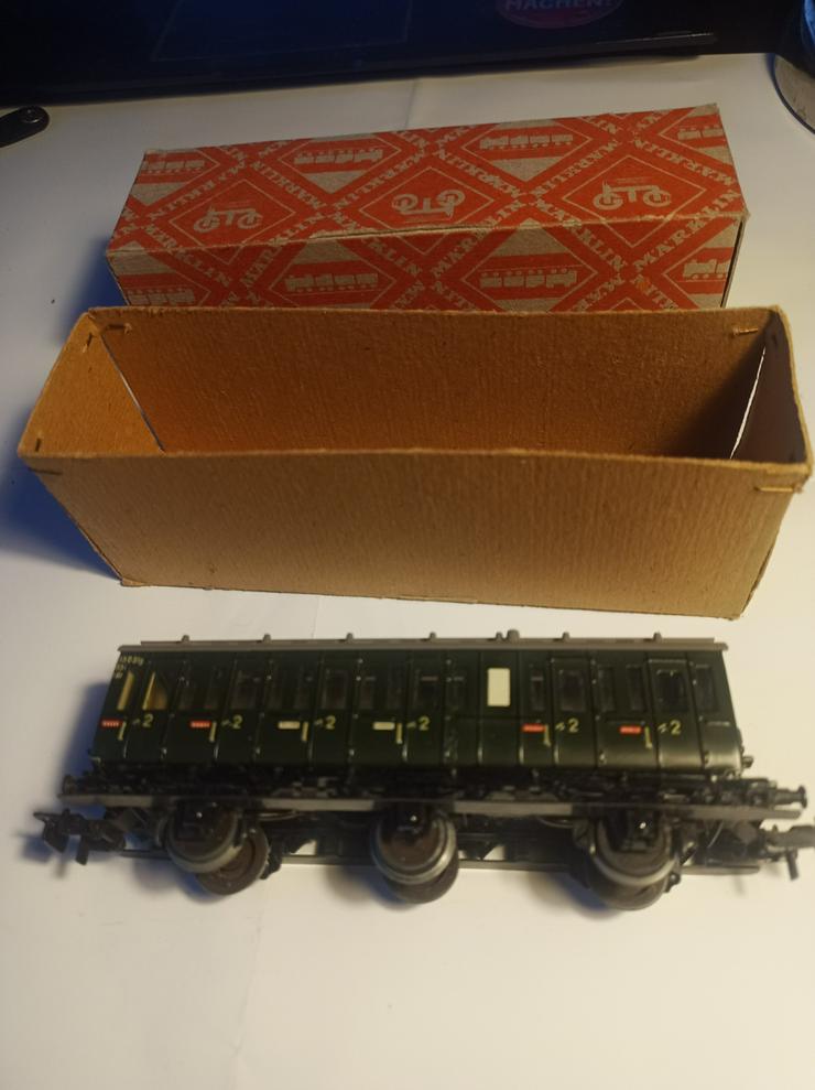 Bild 4: Märklin 4004 H0 Reisezugwagen  mit Raute-OVP