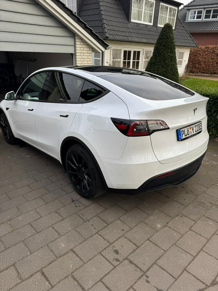 Bild 3: Tesla Model Y Long Range Dual Motor AWD