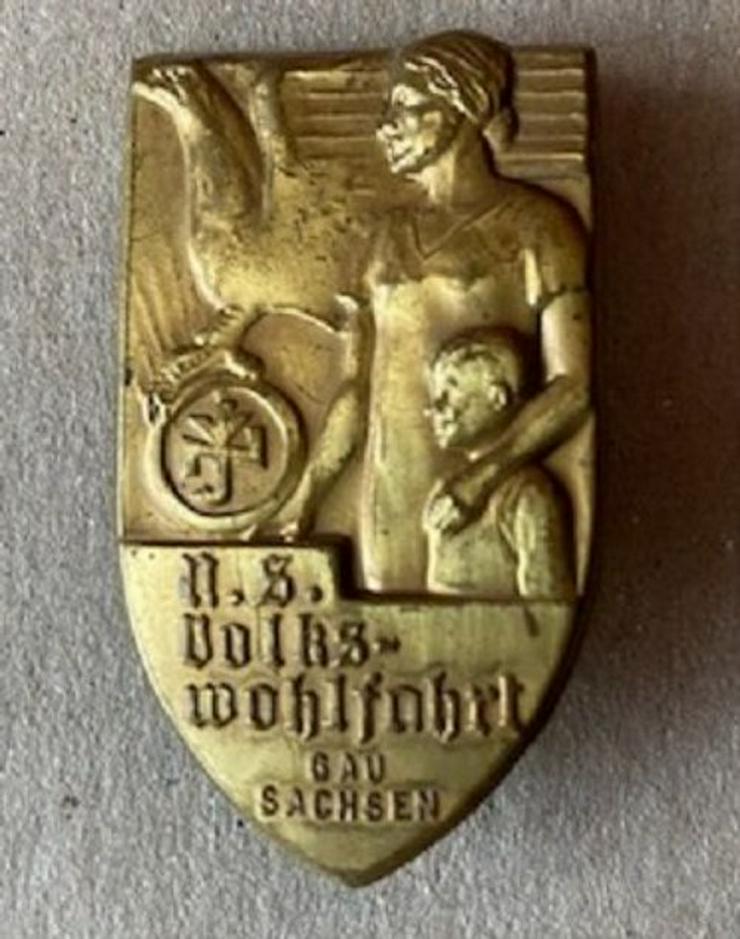  Abzeichen der Volkswohlfahrt Gau Sachsen