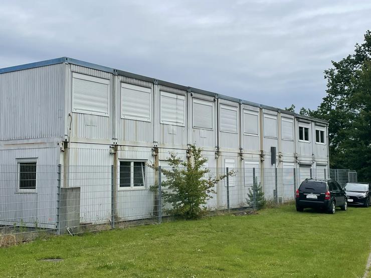Bürocontaineranlage gebraucht, 26 x 6 m, 2 Etagen, ca. 306 m² - Gewerbeimmobilie kaufen - Bild 1