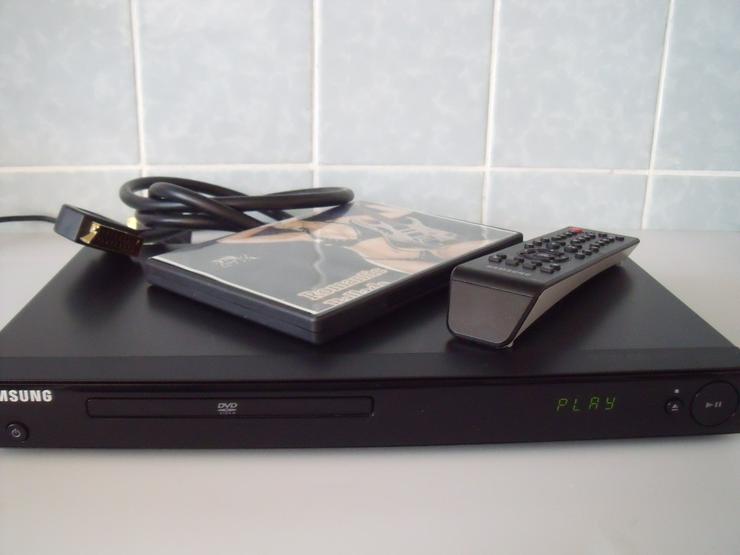 Bild 6: DVD Player Samsung  mit FB DviX , ohne Skart  Kabel .