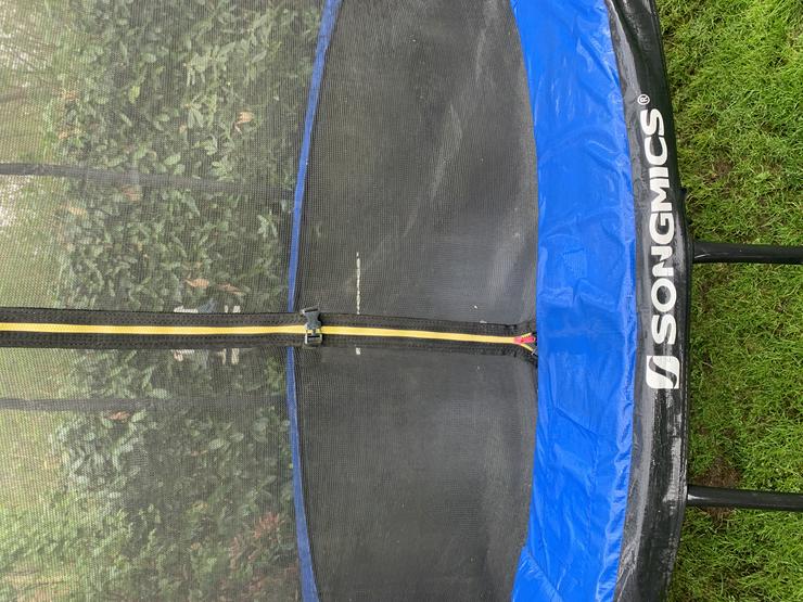 Bild 9: Songmics Trampolin 2 Jahre  B366 cm H270cm mit Bodenanker guter Zustand