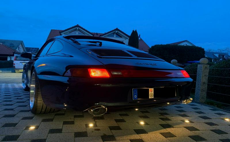 Bild 16: Porsche 911/993 Carrera S Sportwagen/Coupé