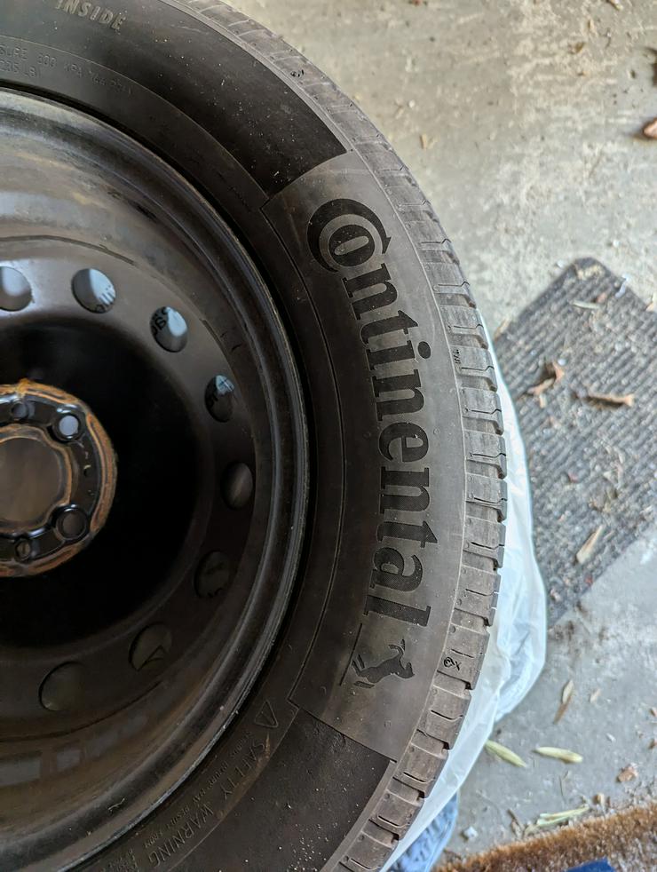 Bild 3: Verkaufe 4 Sommerreifen mit Felgen neuertig