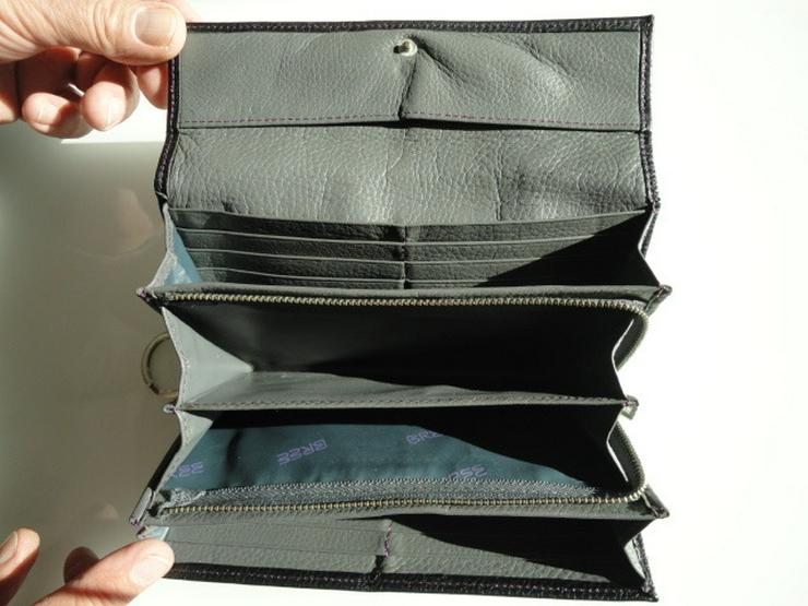 Bild 5: BREE Portemonnaie Leder schwarz, lila Nähte, Schlüsselring