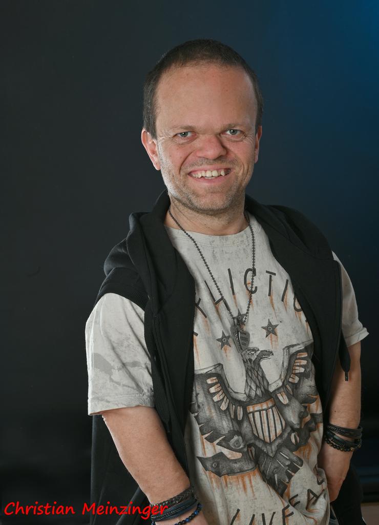 Bild 2: Kleinwuchsiger Mann (46 J./1,32 mtr. sucht Frau Raum Niederbayern/Oberpfalz