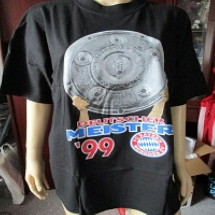 Bild 2: Fan T-shirts