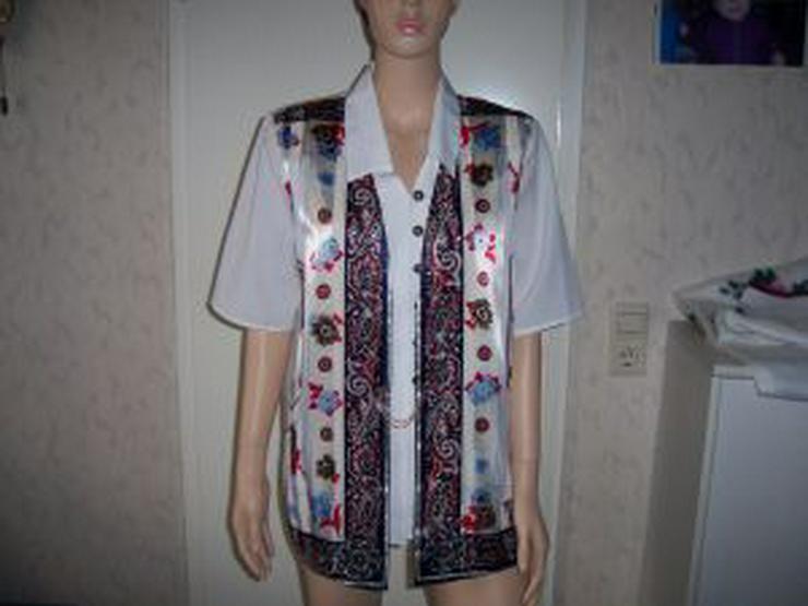 Bild 2: Damen Blusen 