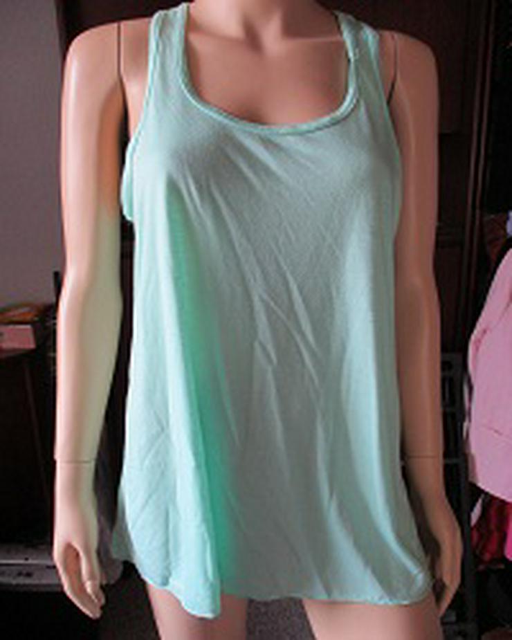 Bild 8: Damen Tops