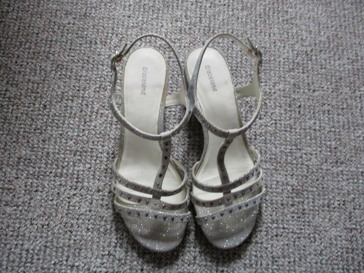 Bild 14: Damen Schuhe