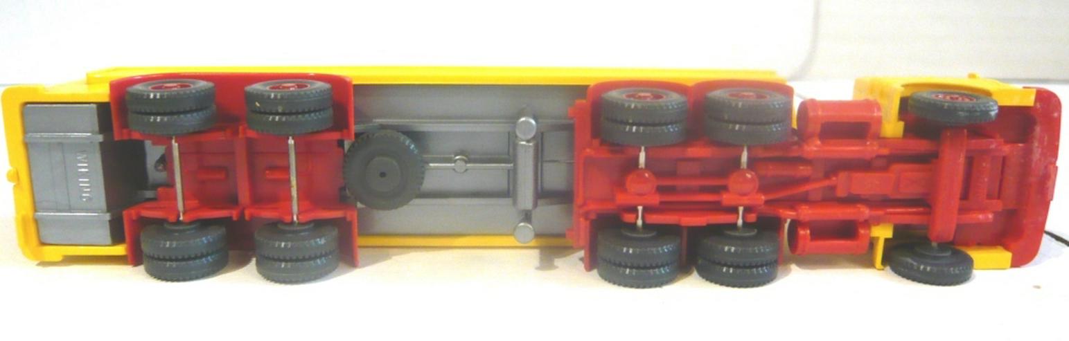 Bild 5: Wiking alt 1:87 MB 2223 Shell Tanksattelzug Tankzug