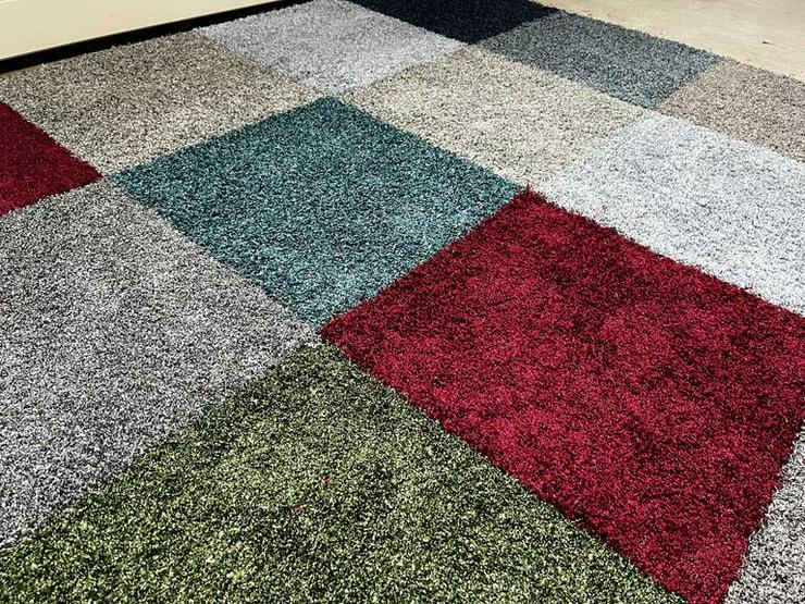Touch & Tones 103 Hochflor-Teppichfliesen im Mix 50x50cm