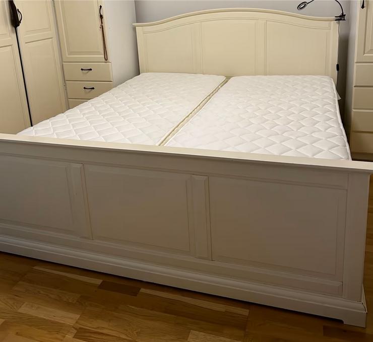 Bild 2: Ikea Birkeland Bettgestell (180x200)Farbe Creme Weiß