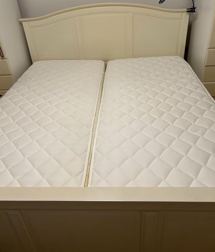 Bild 3: Ikea Birkeland Bettgestell (180x200)Farbe Creme Weiß