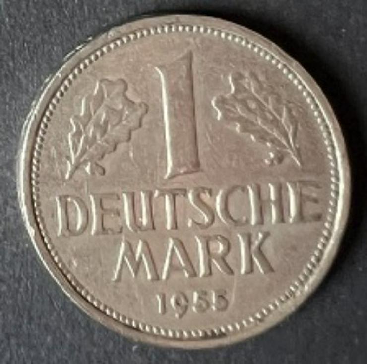 Zum 70. Jubeljahr eine 1 DM „G“ Kursmünze von 1955