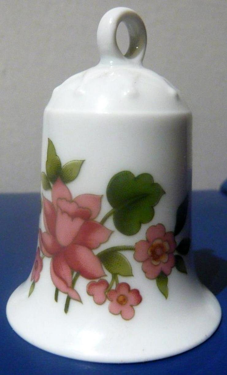Bild 3: Hutschenreuther Porzellan Sammelglocke mit Blumenmotiv