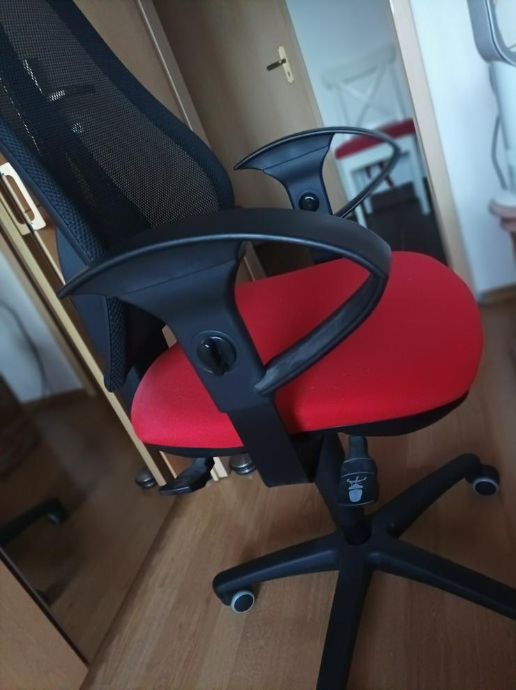 Bild 3: Bürostuhl 