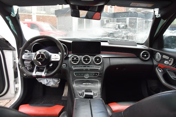 Bild 10: Mercedes-Benz C-Klasse C 63 S AMG Panoramadach 360°-Kamera