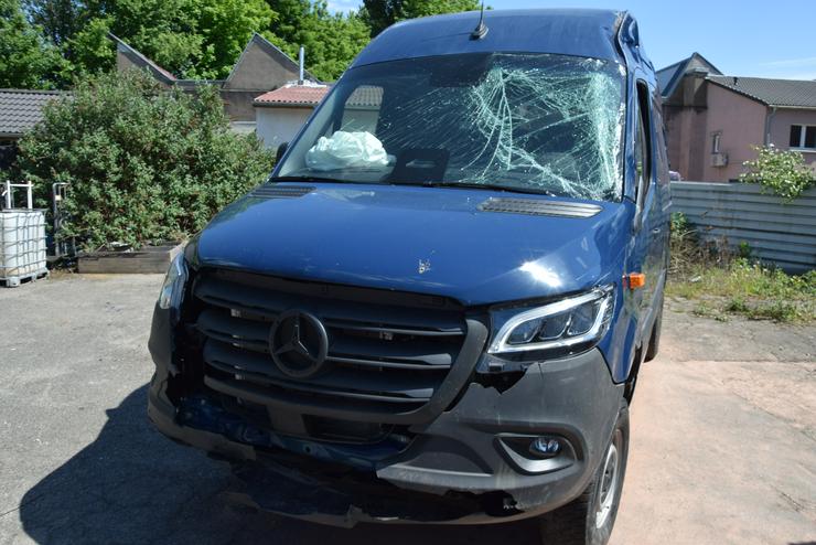 Bild 8: Mercedes-Benz Sprinter 319 CDI Allradantrieb 4x4 PRO Automatik 9G-TRONIC Standheizung AHK Kamera Klima Tempomat