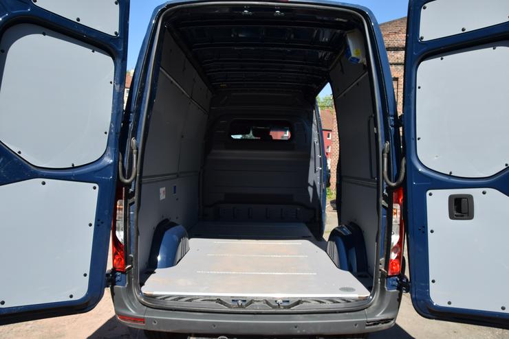 Bild 18: Mercedes-Benz Sprinter 319 CDI Allradantrieb 4x4 PRO Automatik 9G-TRONIC Standheizung AHK Kamera Klima Tempomat