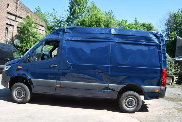 Bild 6: Mercedes-Benz Sprinter 319 CDI Allradantrieb 4x4 PRO Automatik 9G-TRONIC Standheizung AHK Kamera Klima Tempomat