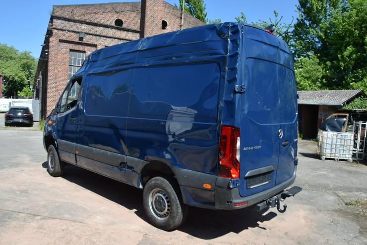 Bild 5: Mercedes-Benz Sprinter 319 CDI Allradantrieb 4x4 PRO Automatik 9G-TRONIC Standheizung AHK Kamera Klima Tempomat