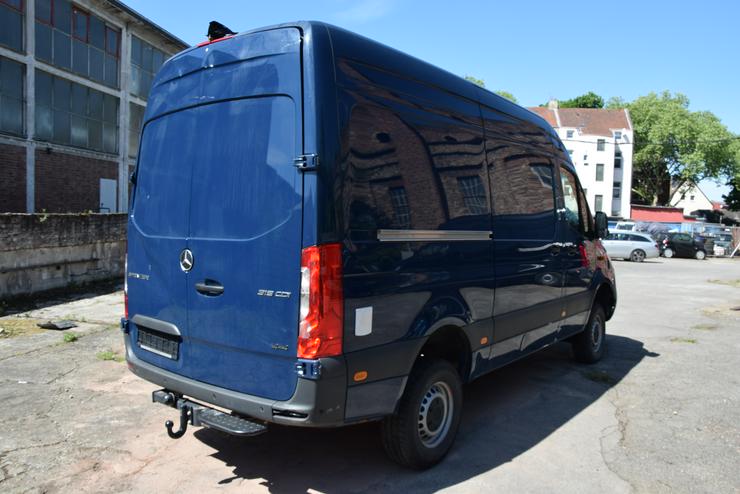 Bild 3: Mercedes-Benz Sprinter 319 CDI Allradantrieb 4x4 PRO Automatik 9G-TRONIC Standheizung AHK Kamera Klima Tempomat