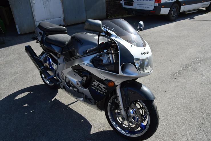 Bild 4: Suzuki GSX-R 600 BOS Carbon Sportauspuff Motorradständer Soziusab