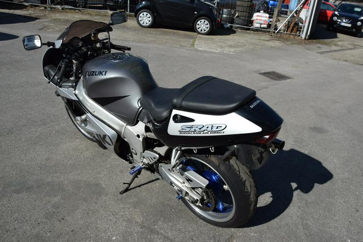 Bild 7: Suzuki GSX-R 600 BOS Carbon Sportauspuff Motorradständer Soziusab