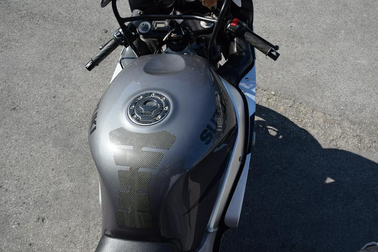 Bild 15: Suzuki GSX-R 600 BOS Carbon Sportauspuff Motorradständer Soziusab