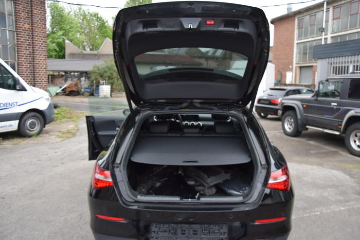 Bild 16: Mercedes-Benz CLA 250 Shooting Brake CLA 250 e Edition Progressive Automatik Kamera Klima Navi Tempomat Teilleder