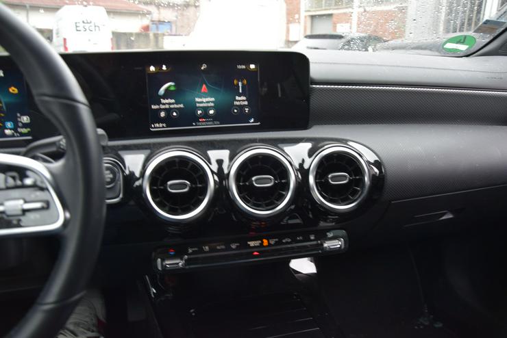 Bild 14: Mercedes-Benz CLA 250 Shooting Brake CLA 250 e Edition Progressive Automatik Kamera Klima Navi Tempomat Teilleder