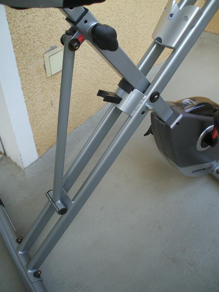 Bild 6: Klappbarer Heimtrainer mit Magnetbremssystem & Handpulsmessung *neuwertig*