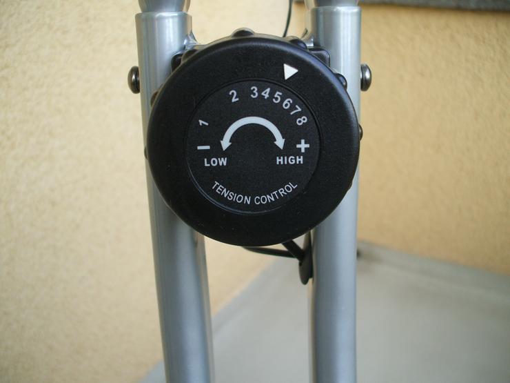 Bild 5: Klappbarer Heimtrainer mit Magnetbremssystem & Handpulsmessung *neuwertig*