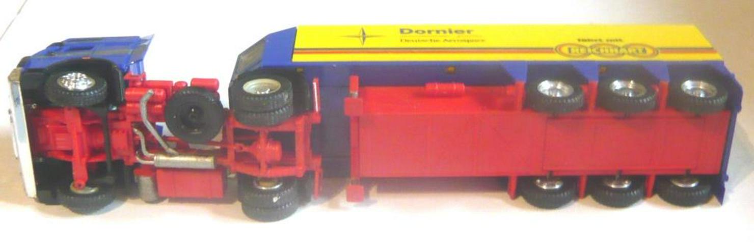 Bild 5: Herpa 1:87 2 LKW MAN F2000 Zugmaschine MB SK1850 Glastransporter