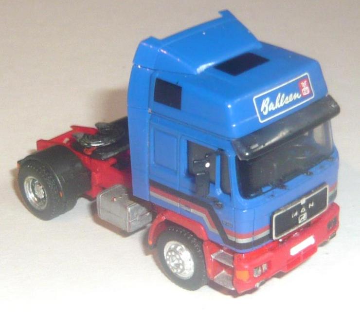 Bild 7: Herpa 1:87 2 LKW MAN F2000 Zugmaschine MB SK1850 Glastransporter
